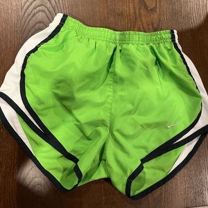 Women’s Nike short
